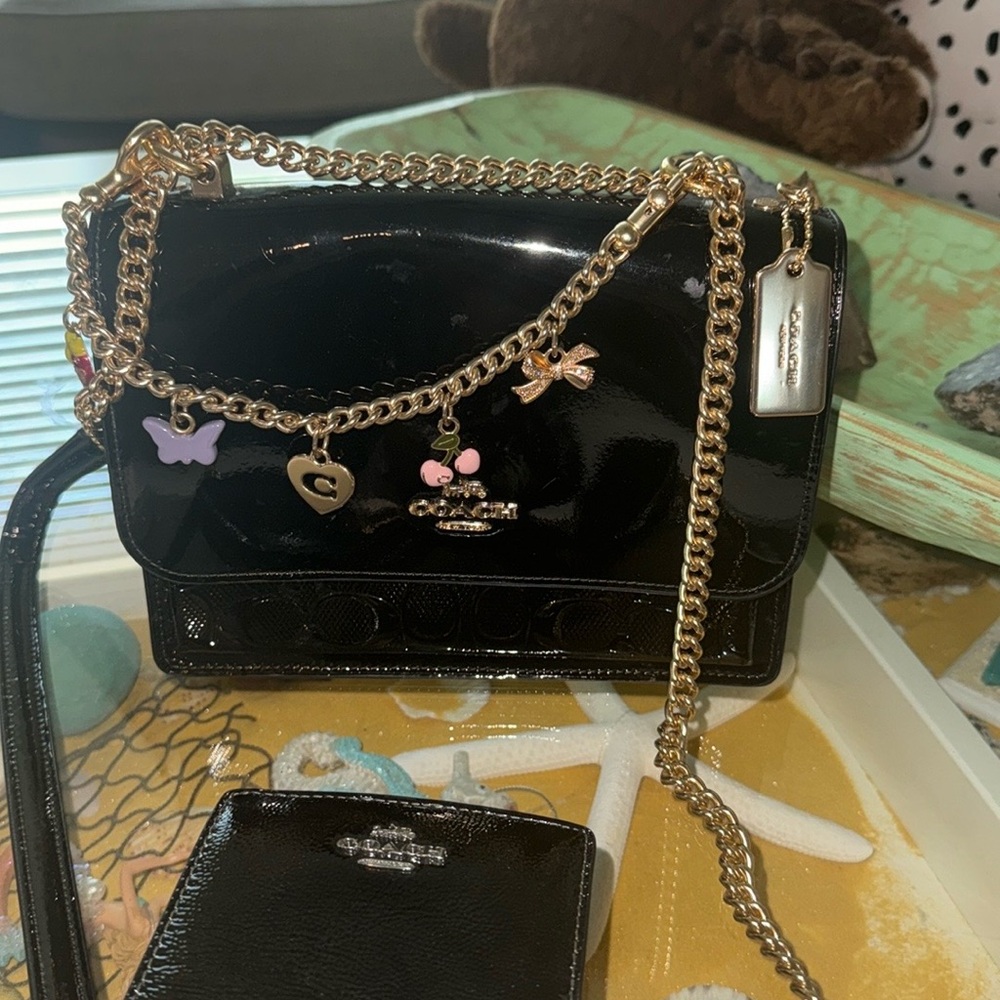 Coach set - Picture 2 of 6